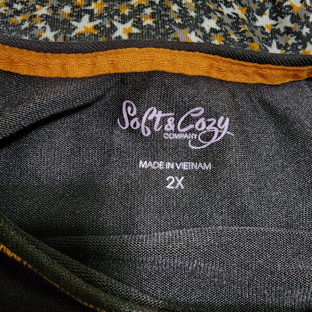 Stylish Black Top with Gold Trim - Picture 7 of 7
